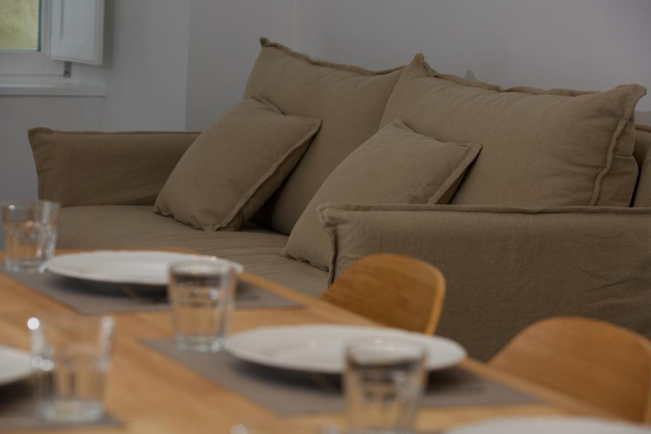 Suite 101 - 2 Bedroom Suite At Amando Perez Suites Ribadeo Buitenkant foto