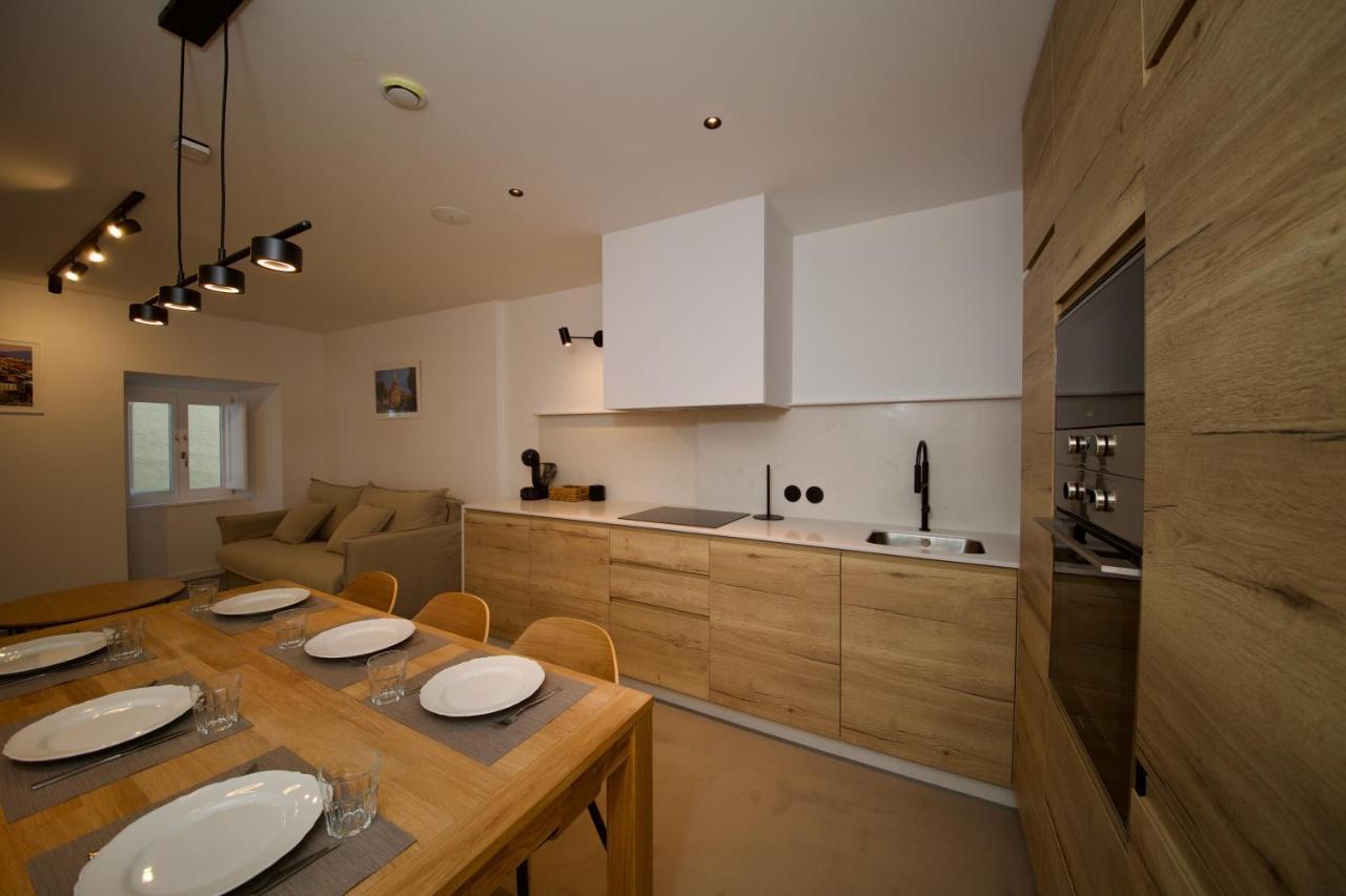 Suite 101 - 2 Bedroom Suite At Amando Perez Suites Ribadeo Buitenkant foto