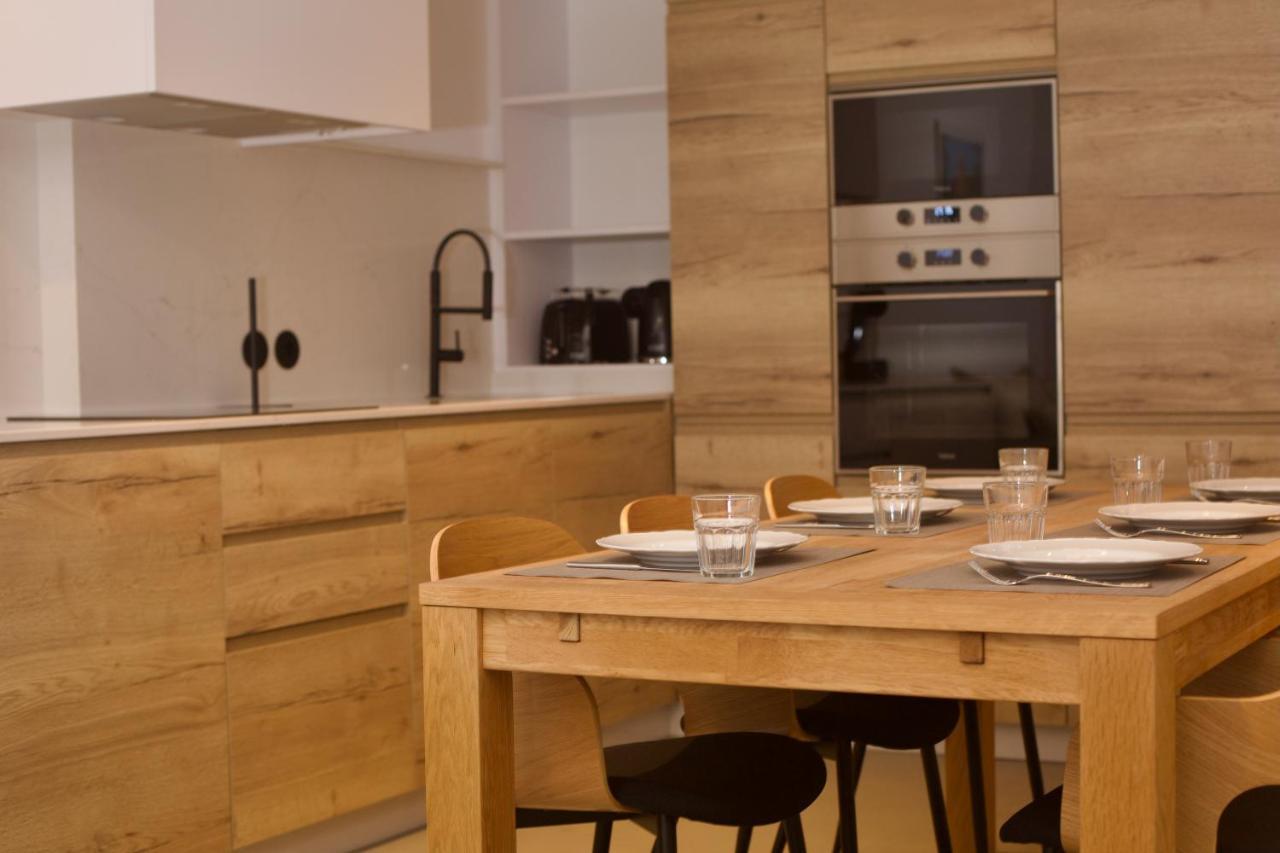 Suite 101 - 2 Bedroom Suite At Amando Perez Suites Ribadeo Buitenkant foto