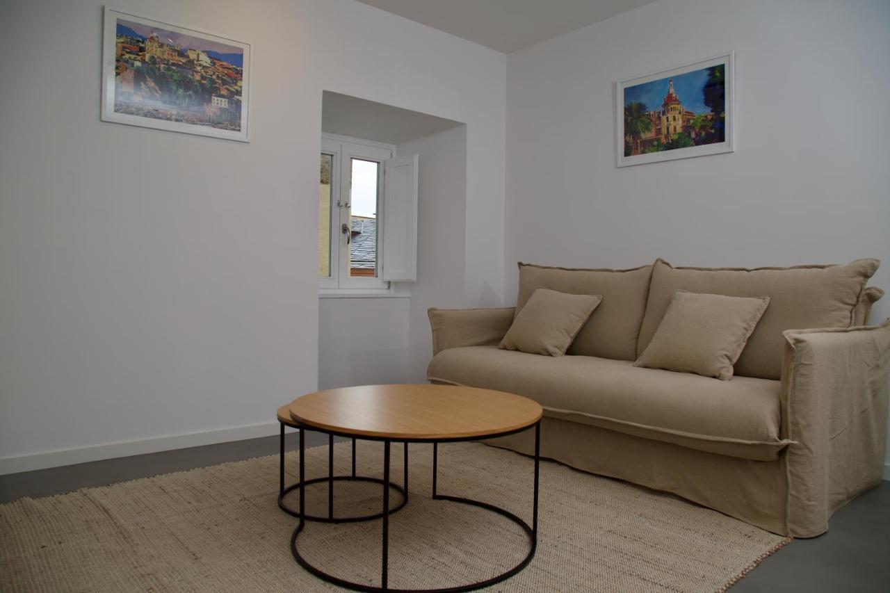 Suite 101 - 2 Bedroom Suite At Amando Perez Suites Ribadeo Buitenkant foto